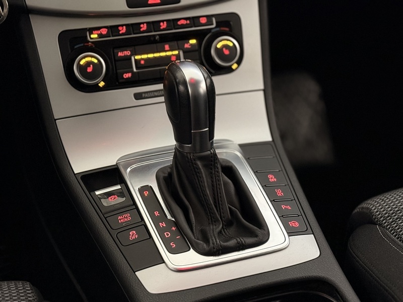 Volkswagen Passat CC vaihtoauto