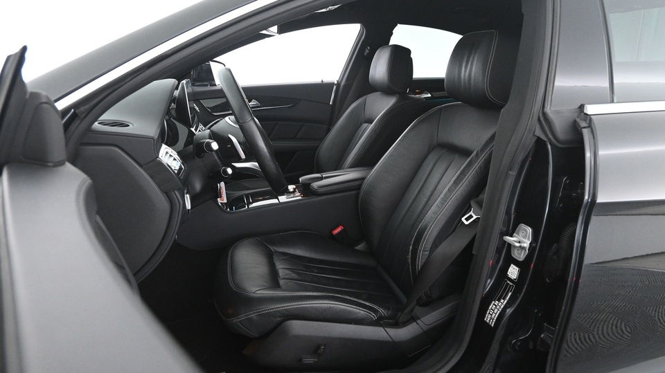 Mercedes-Benz CLS vaihtoauto