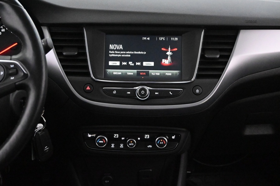 Opel Crossland X vaihtoauto