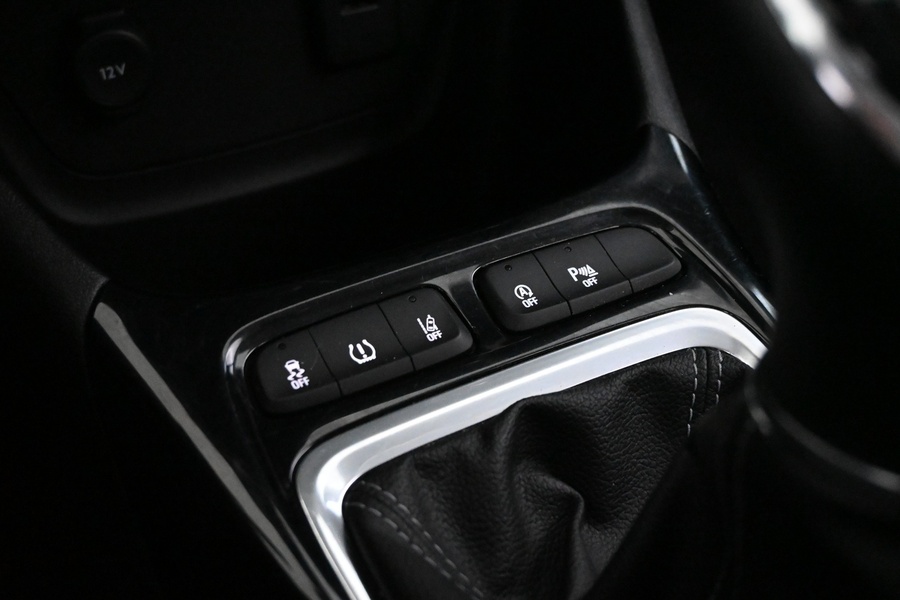 Opel Crossland X vaihtoauto