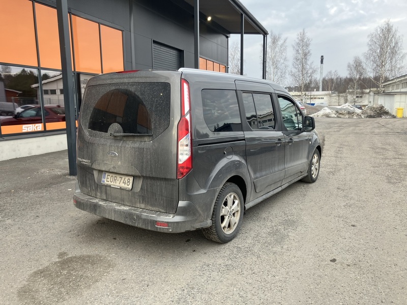Ford Grand Tourneo Connect vaihtoauto