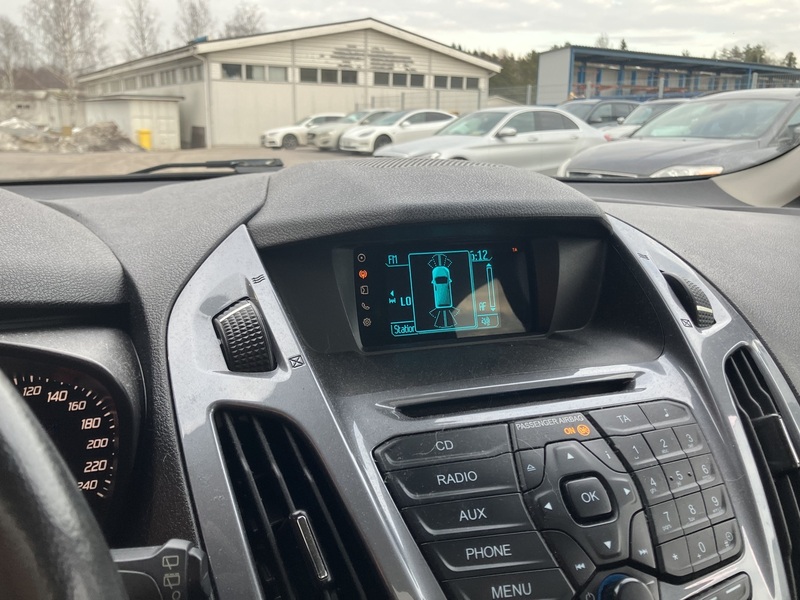 Ford Grand Tourneo Connect vaihtoauto