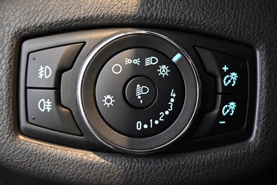 Ford Grand Tourneo Connect vaihtoauto