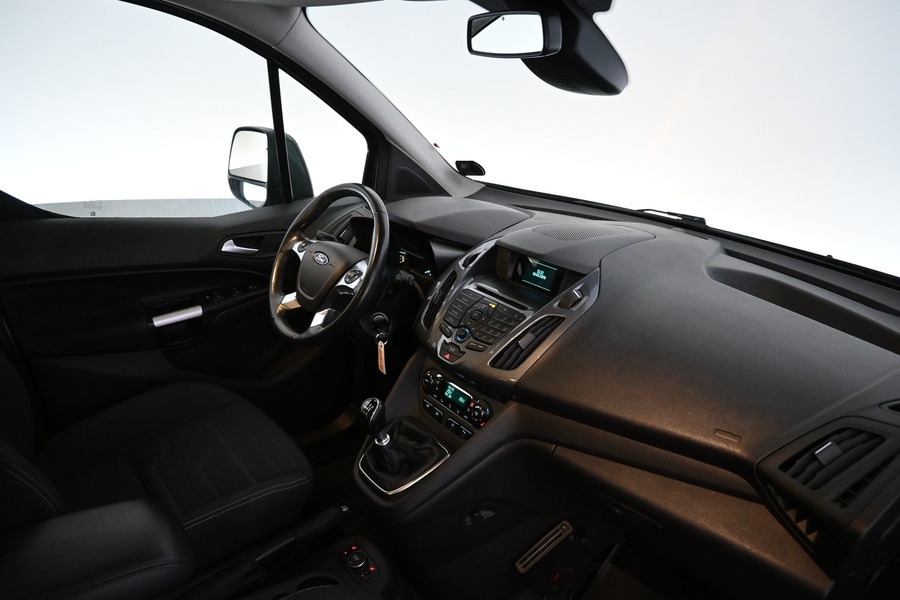 Ford Grand Tourneo Connect vaihtoauto