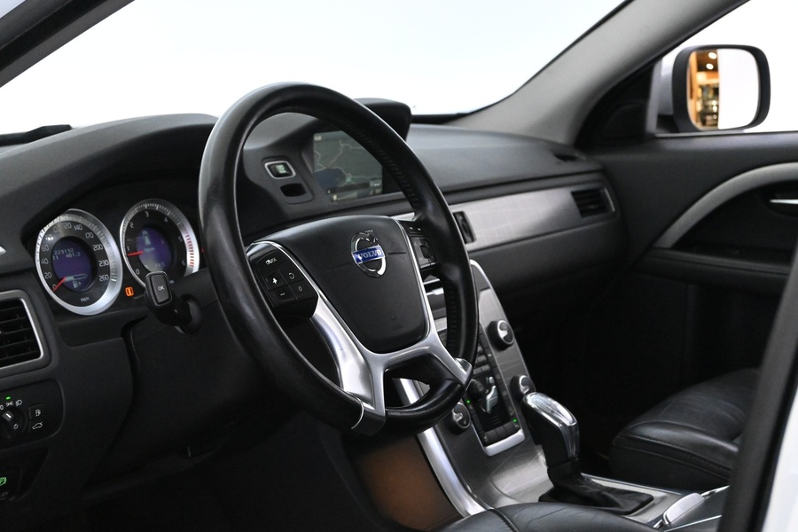 Volvo XC70 vaihtoauto