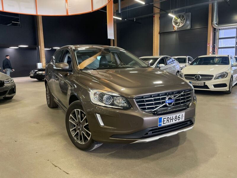 Volvo XC60 vaihtoauto