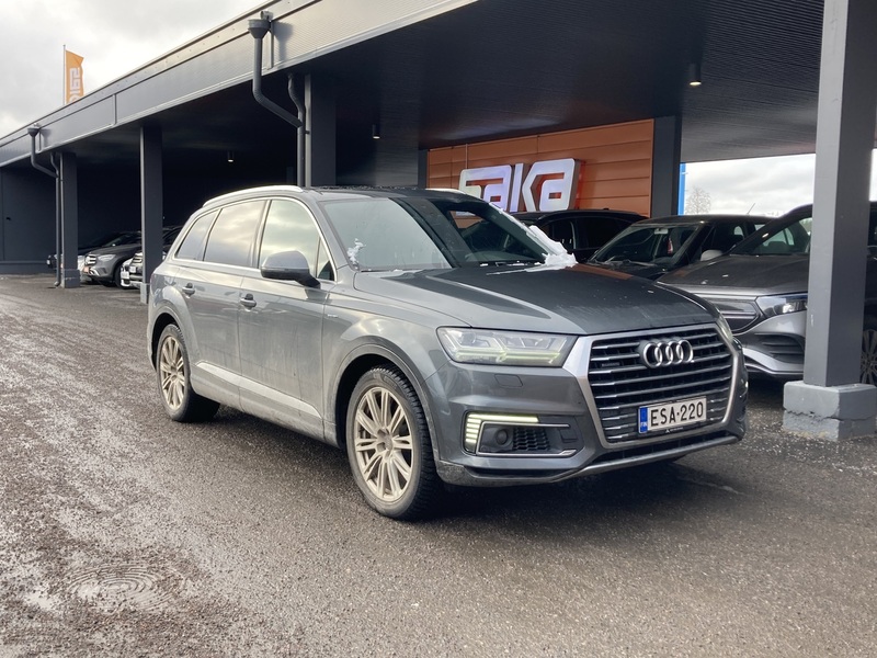 Audi Q7 vaihtoauto