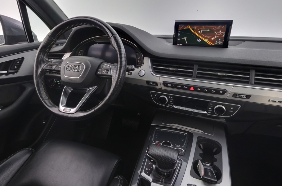 Audi Q7 vaihtoauto