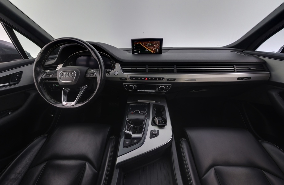 Audi Q7 vaihtoauto