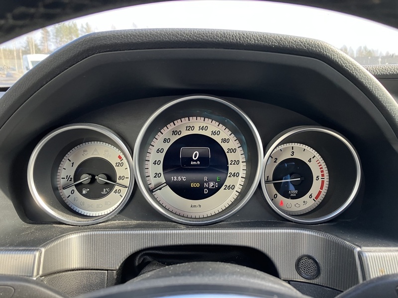 Mercedes-Benz E vaihtoauto