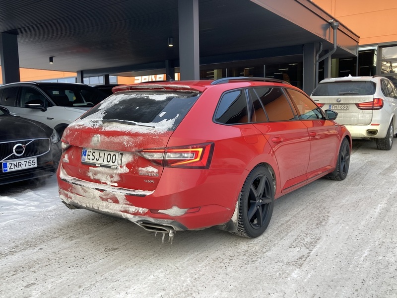 Skoda Superb vaihtoauto