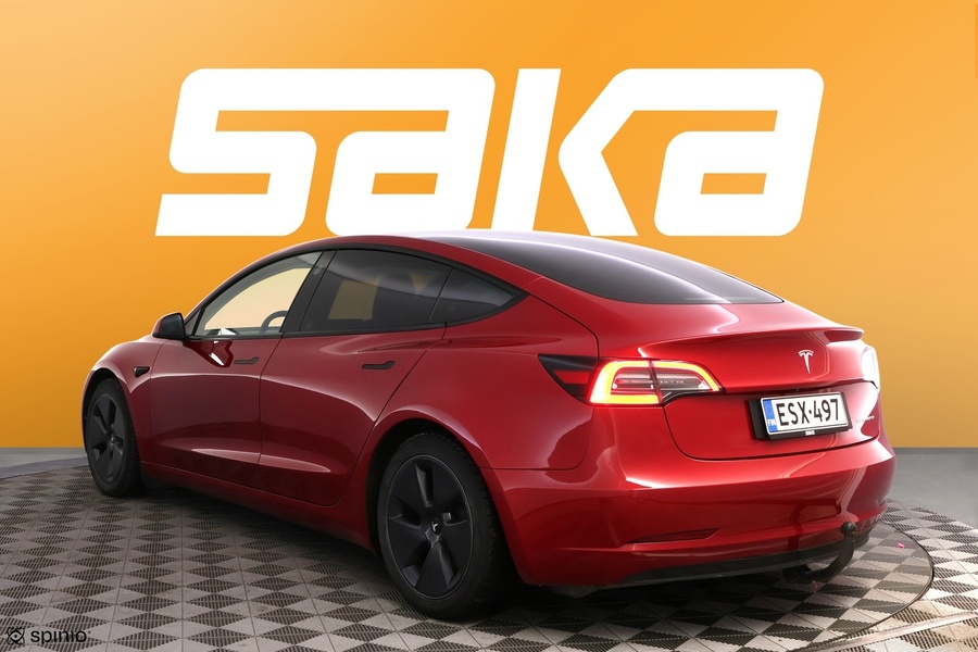 Tesla Model 3 vaihtoauto