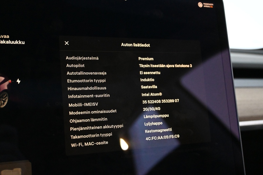 Tesla Model 3 vaihtoauto