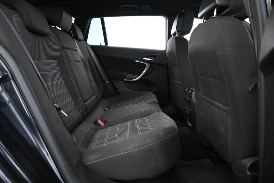 Opel Insignia vaihtoauto