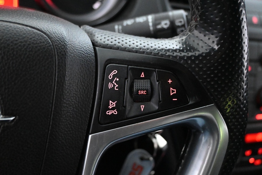 Opel Insignia vaihtoauto