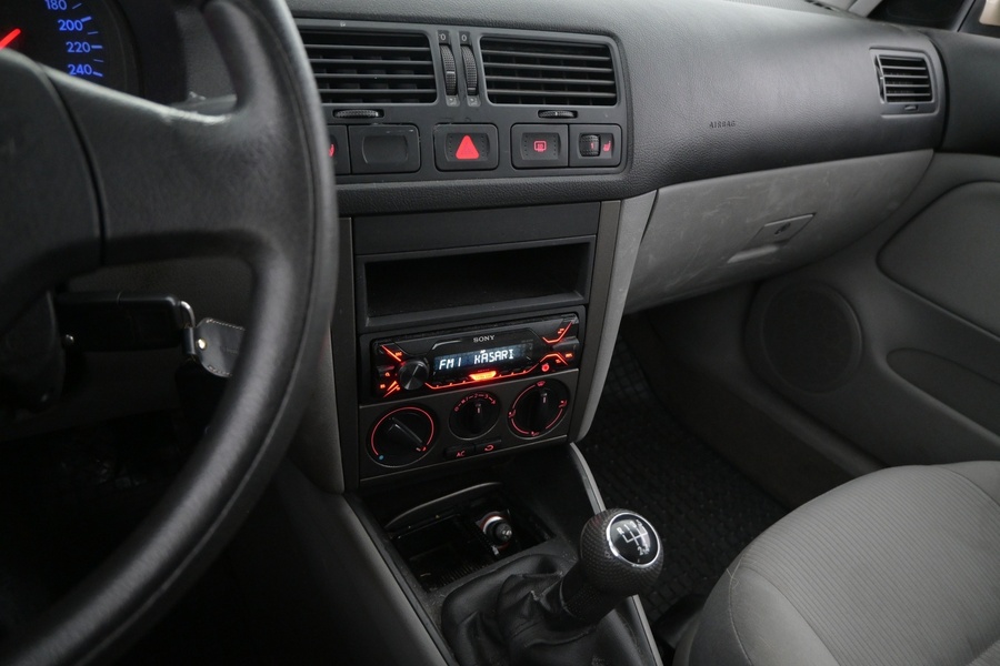 Volkswagen Bora vaihtoauto