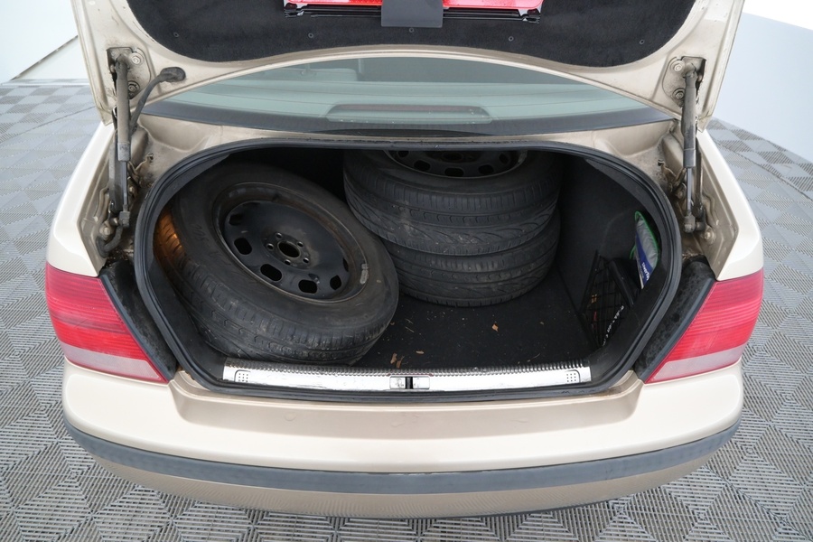 Volkswagen Bora vaihtoauto