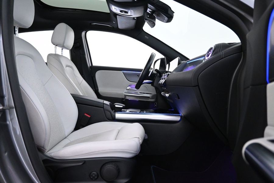 Mercedes-Benz EQA vaihtoauto