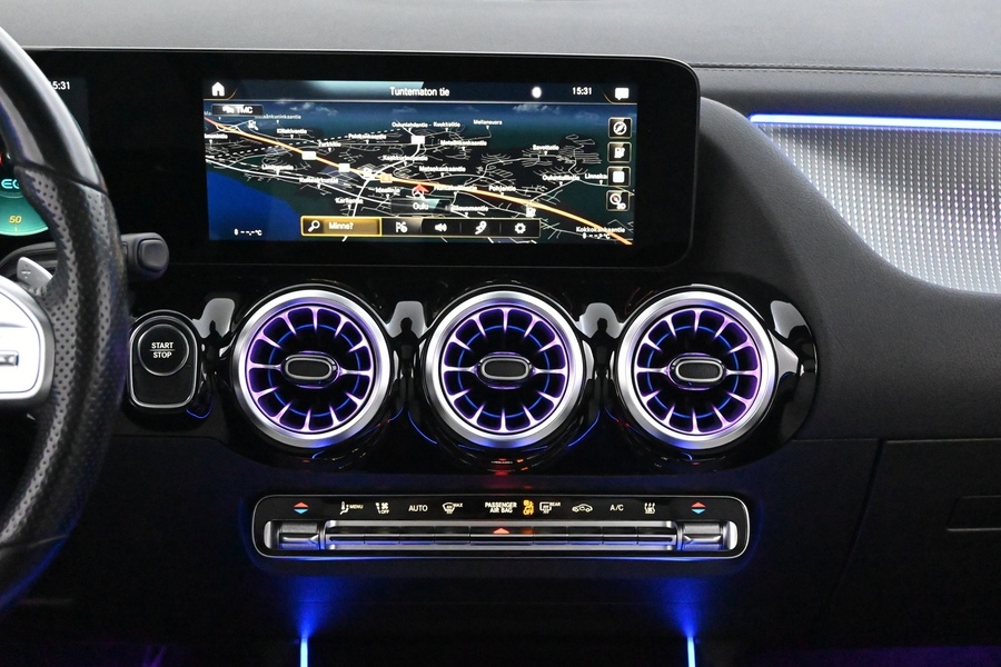 Mercedes-Benz EQA vaihtoauto