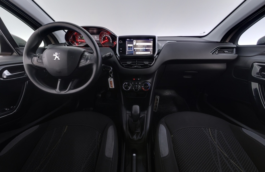 Peugeot 208 vaihtoauto
