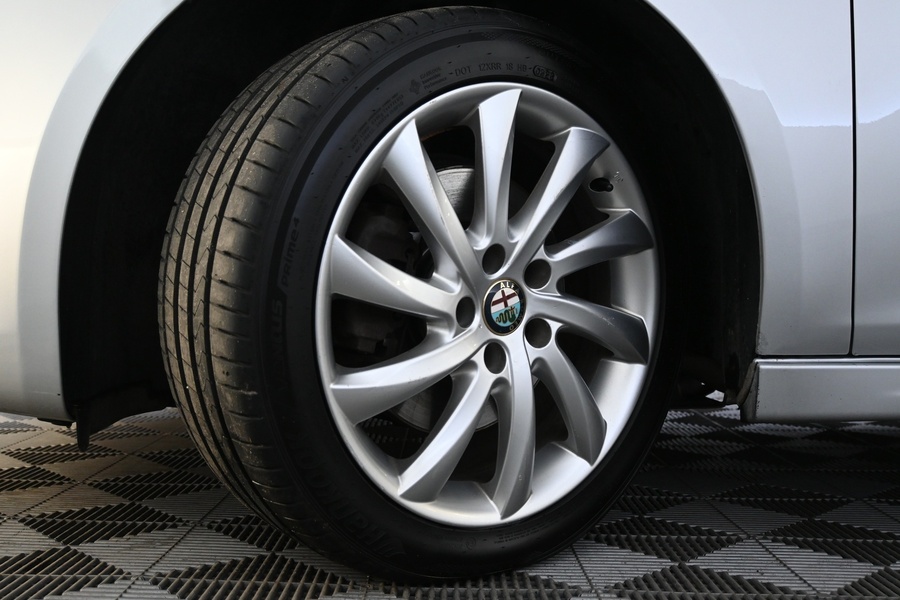 Alfa Romeo Giulietta vaihtoauto