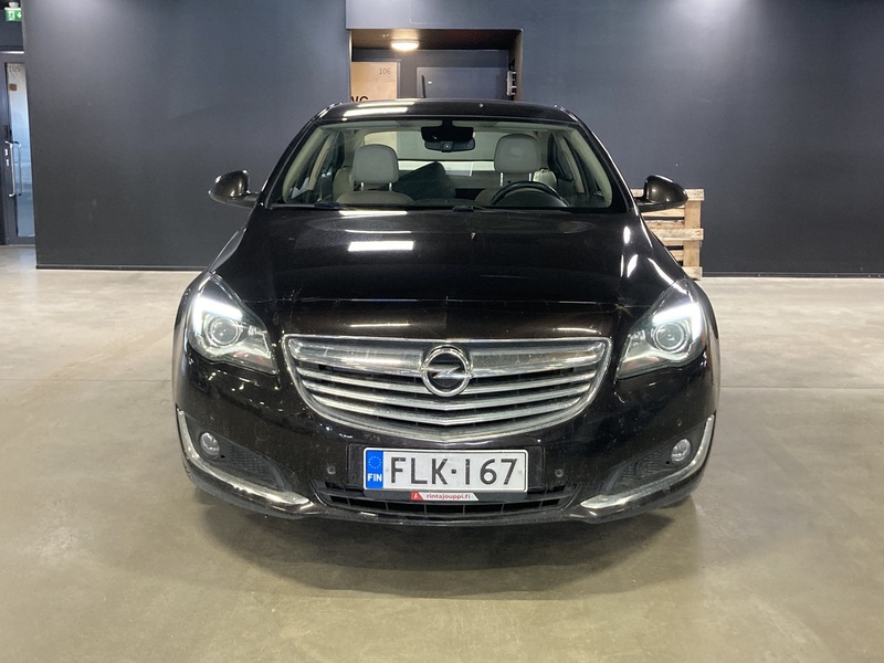 Opel Insignia vaihtoauto