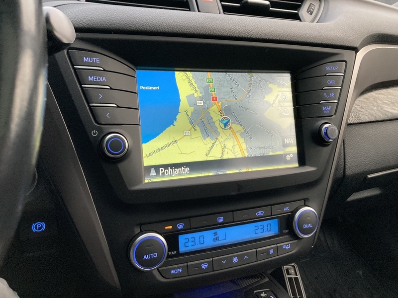 Toyota Avensis vaihtoauto