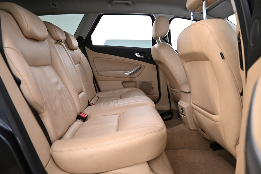 Ford Mondeo vaihtoauto