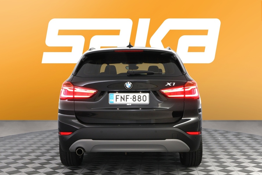 BMW X1 vaihtoauto