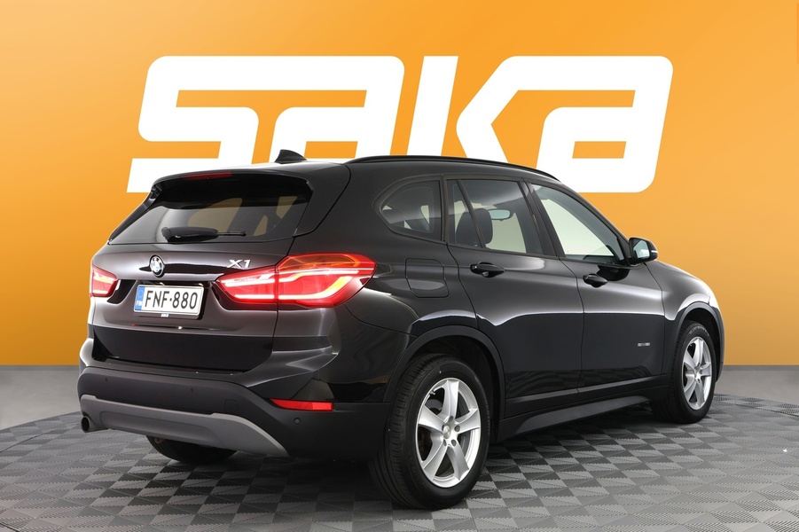 BMW X1 vaihtoauto