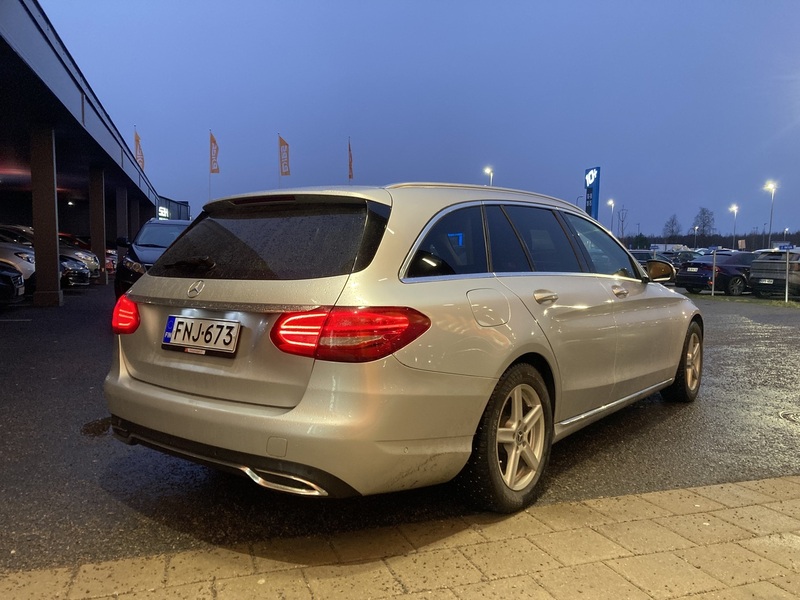 Mercedes-Benz C vaihtoauto