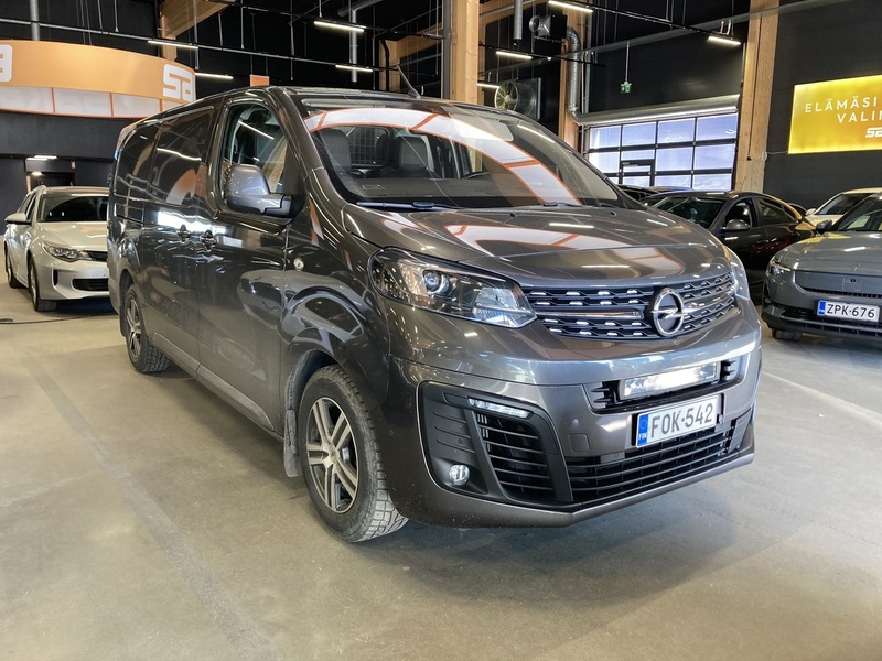 Opel Vivaro vaihtoauto