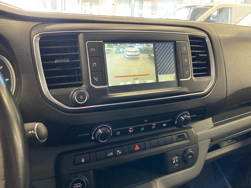 Opel Vivaro vaihtoauto