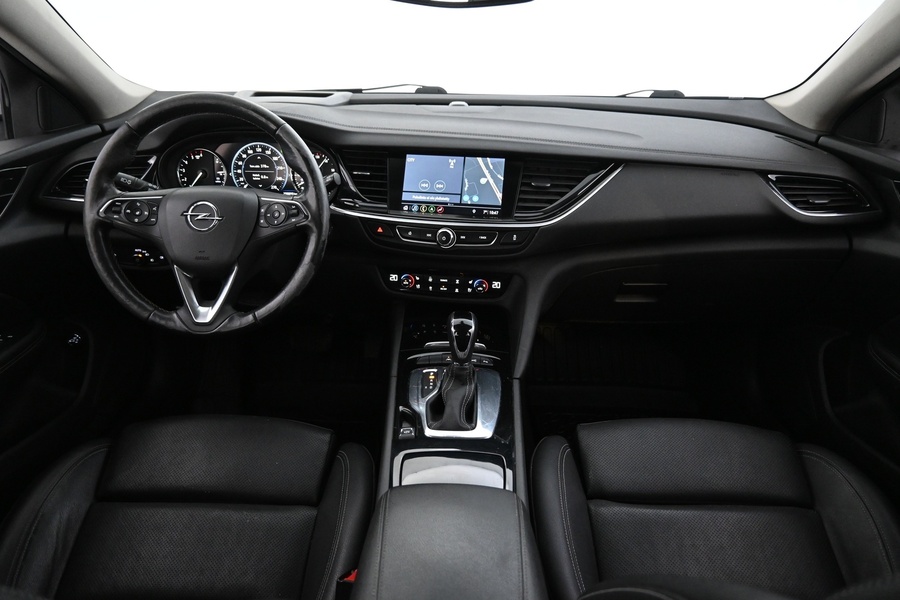 Opel Insignia vaihtoauto