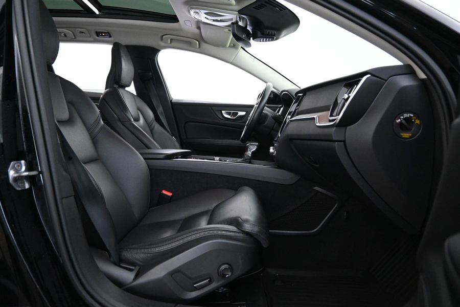 Volvo V60 Cross Country vaihtoauto