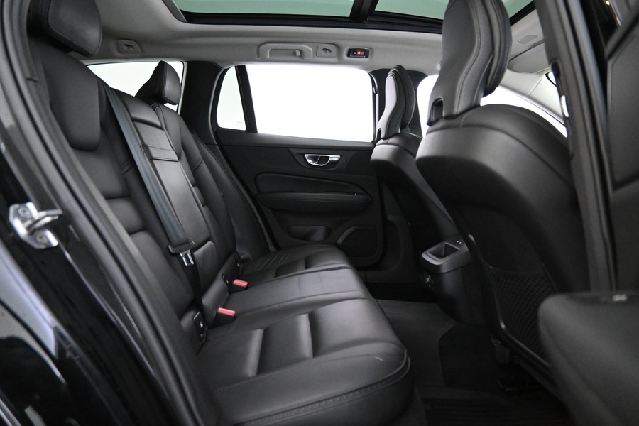 Volvo V60 Cross Country vaihtoauto