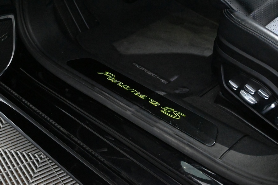 Porsche Panamera vaihtoauto