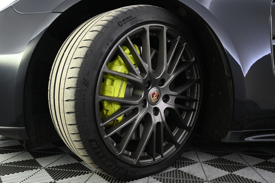 Porsche Panamera vaihtoauto