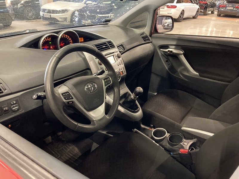 Toyota Verso vaihtoauto