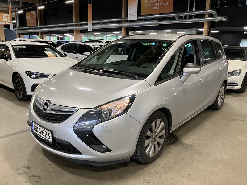 Opel Zafira Tourer vaihtoauto