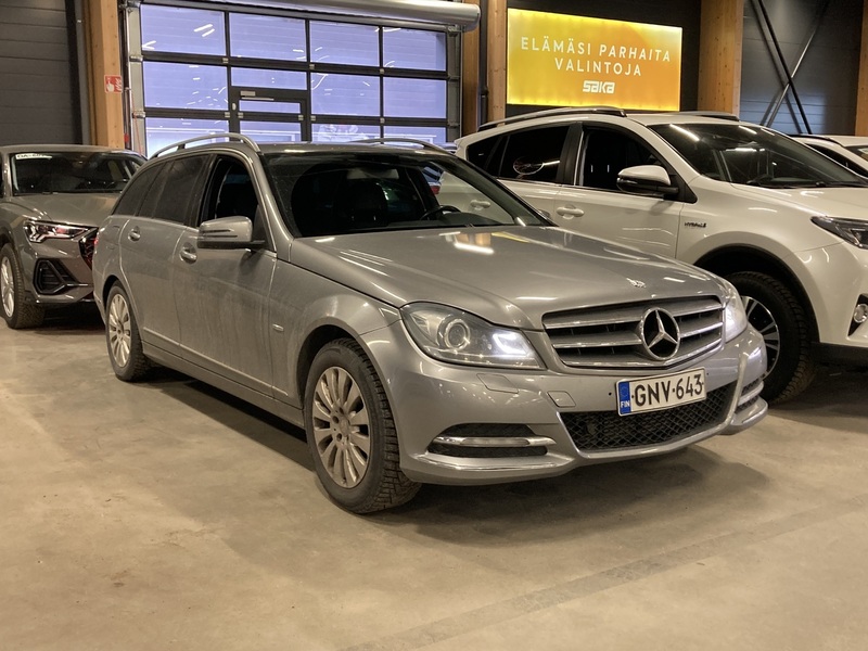 Mercedes-Benz C vaihtoauto