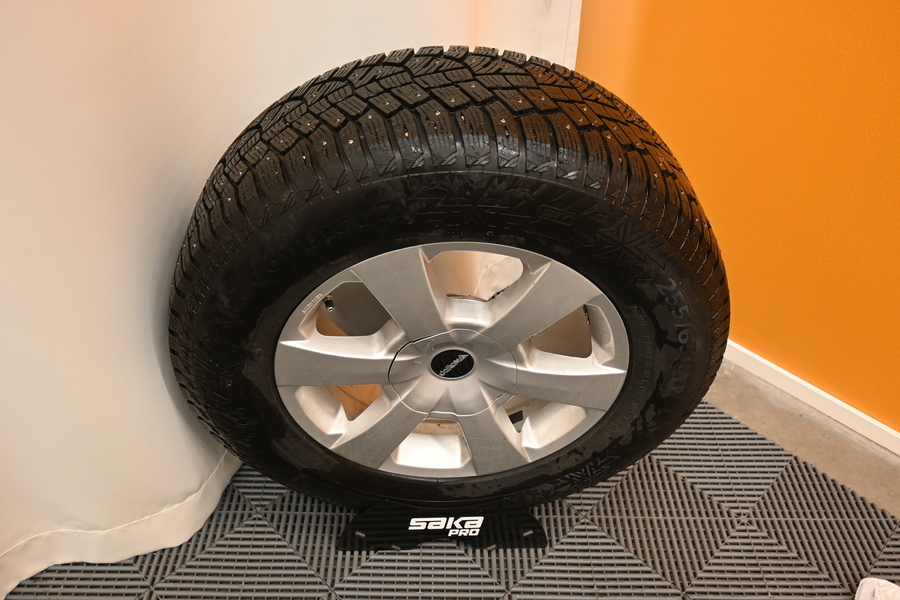 Nissan Navara vaihtoauto