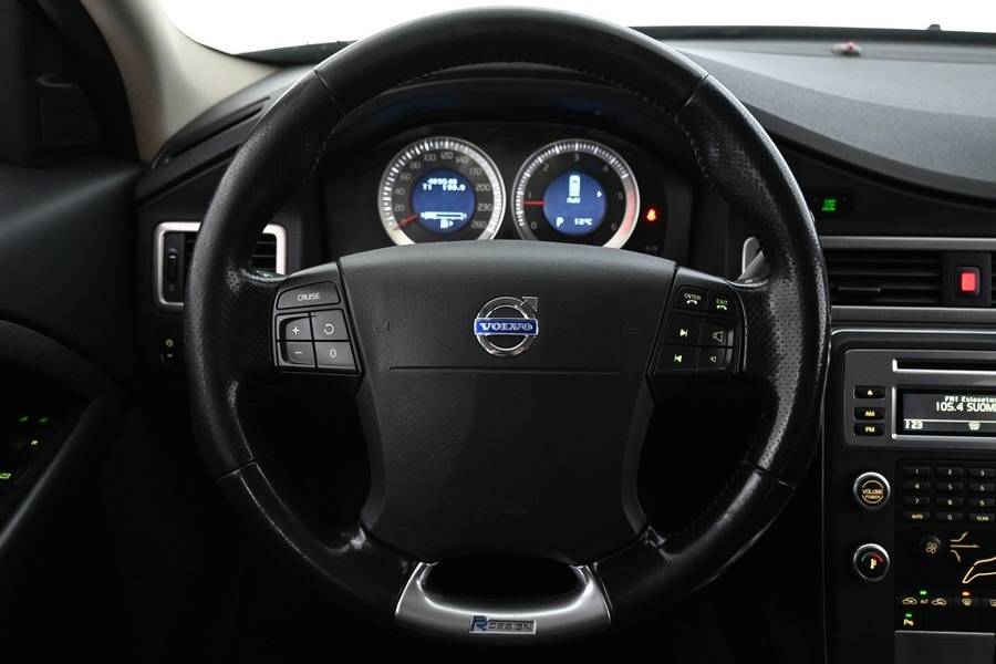 Volvo V70 vaihtoauto