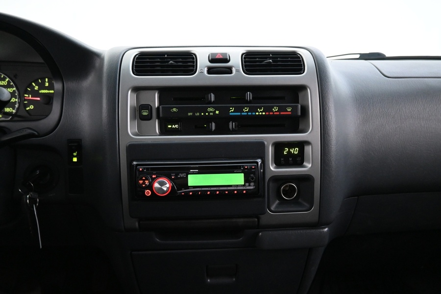 Toyota Hiace vaihtoauto