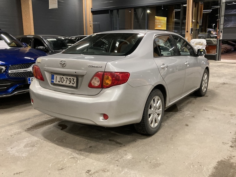 Toyota Corolla vaihtoauto