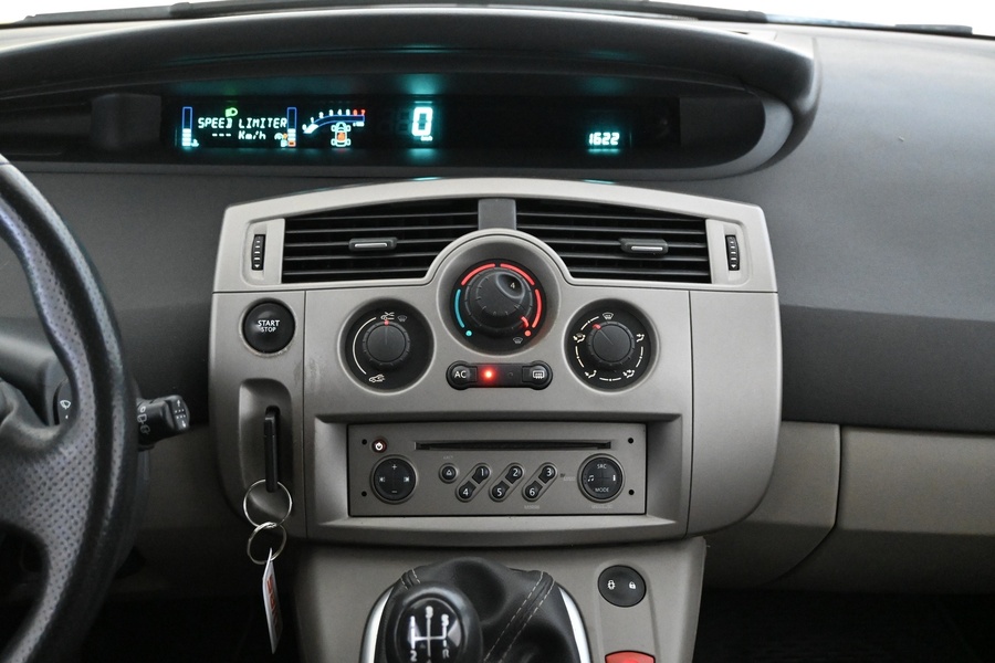 Renault Scénic vaihtoauto