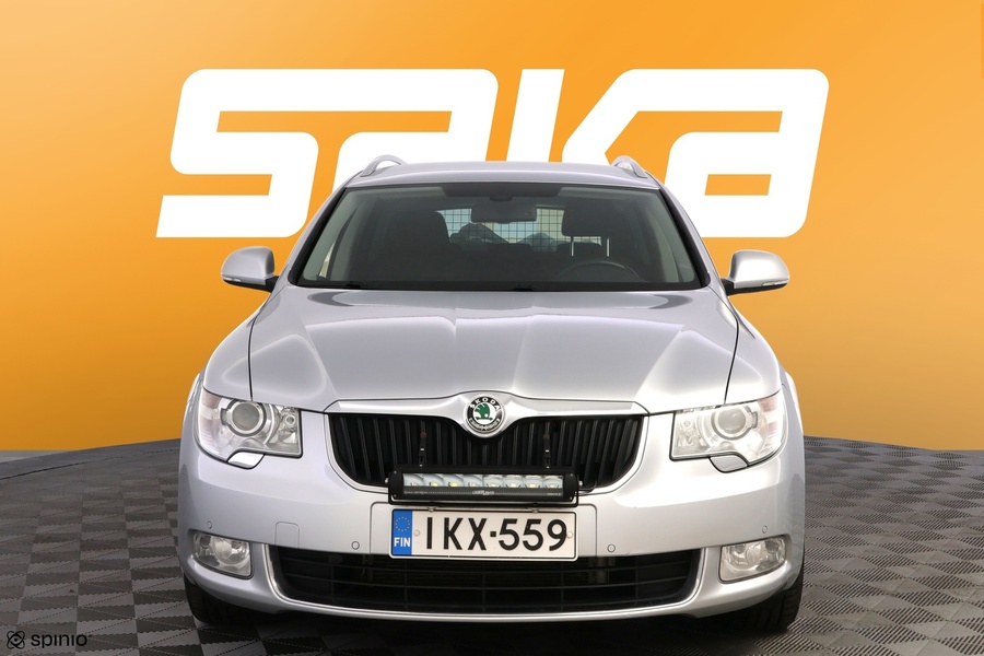 Skoda Superb vaihtoauto