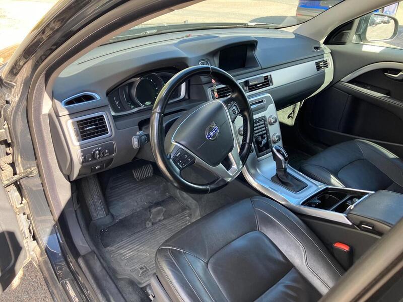 Volvo V70 vaihtoauto