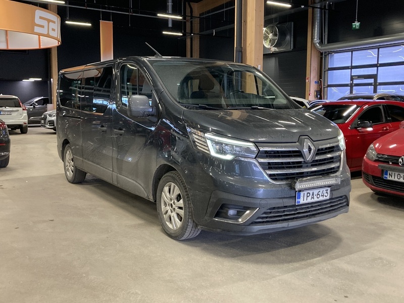 Renault Trafic Combi vaihtoauto