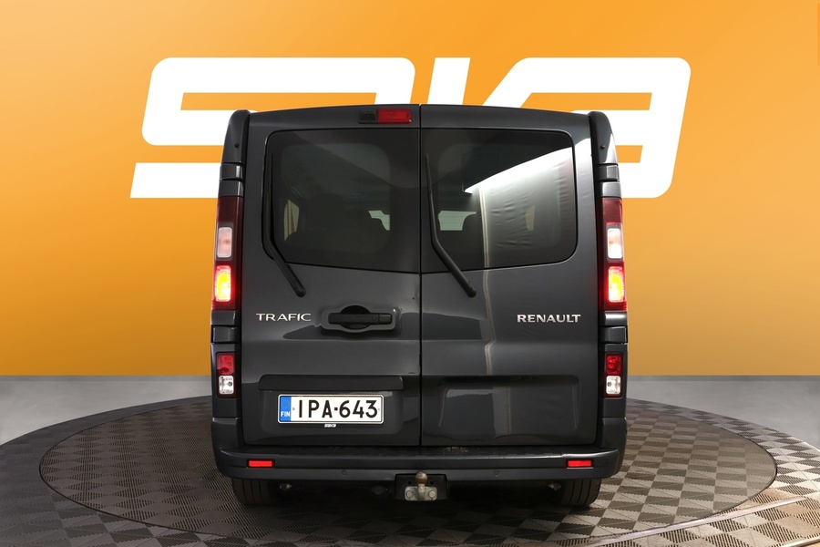 Renault Trafic Combi vaihtoauto